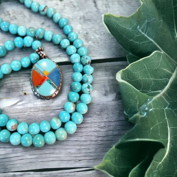 Turquoise and Sterling beaded necklace with pendant - Picture 3 of 8
